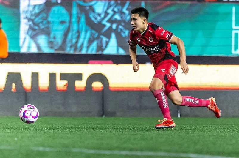 🇲🇽 Gilberto Mora