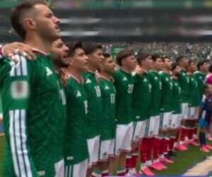 México ya cantó el himno, México ya juega el Mundial y México ya busca dejar en alto al país haciendo historia 👏🏻🇲🇽